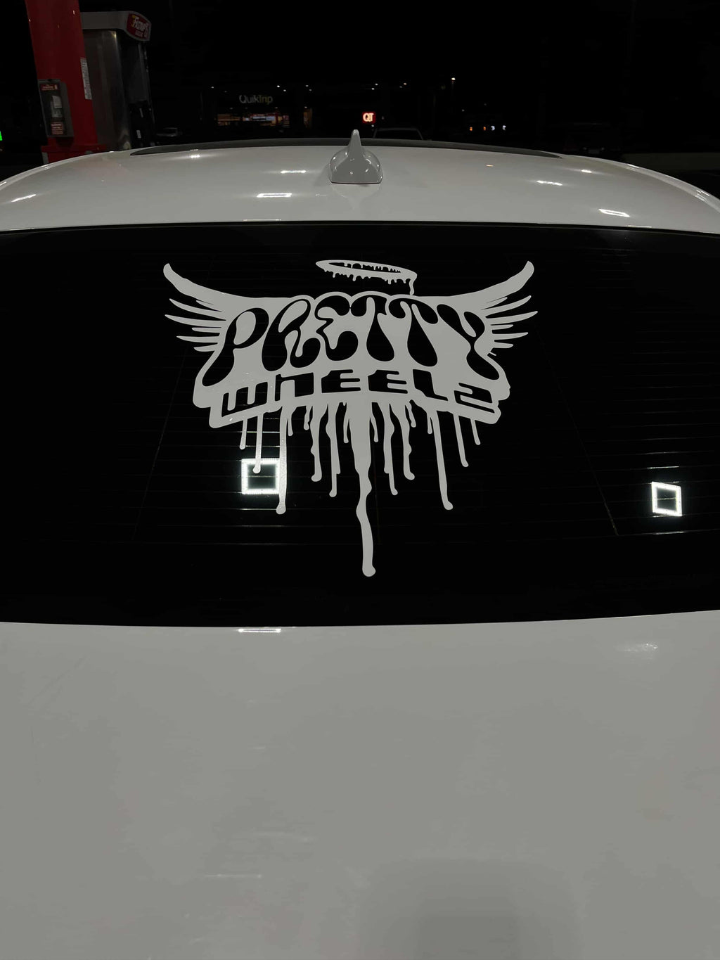Pretty Wheelz 20in Wingz Decal