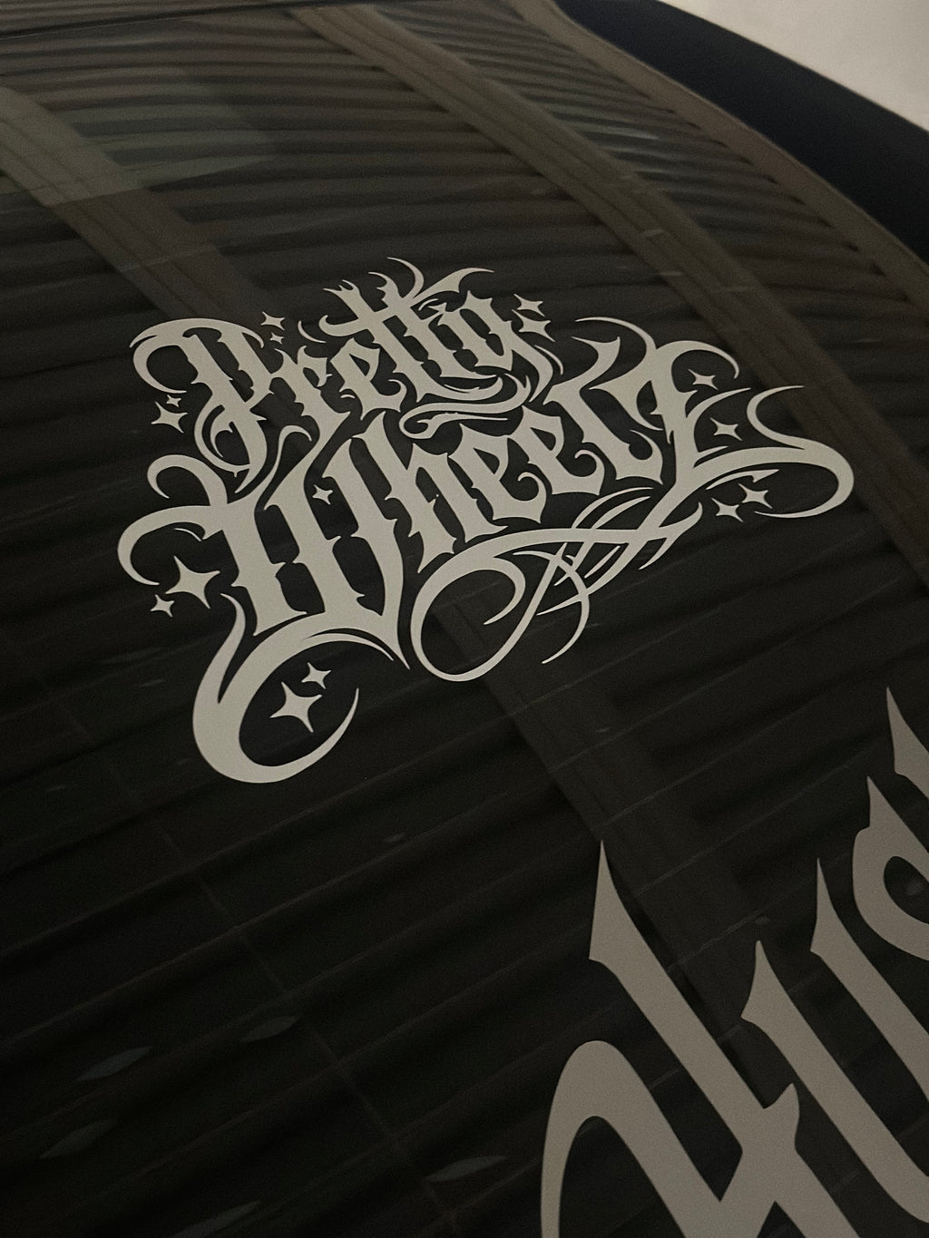 Pretty Wheelz “Script” Decal